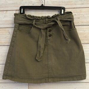 Sadie & Sage Green denim skirt - size medium